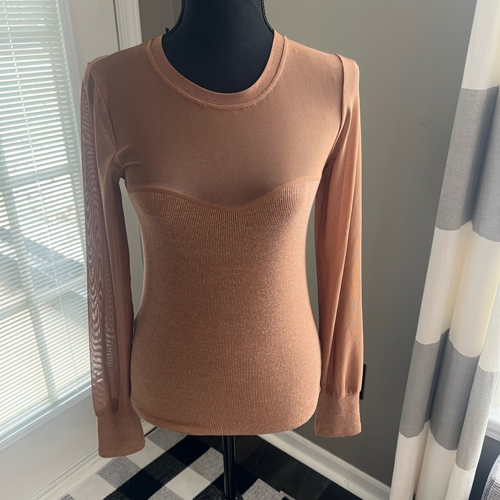 Bohme Women's Tan Long Sleeve Top